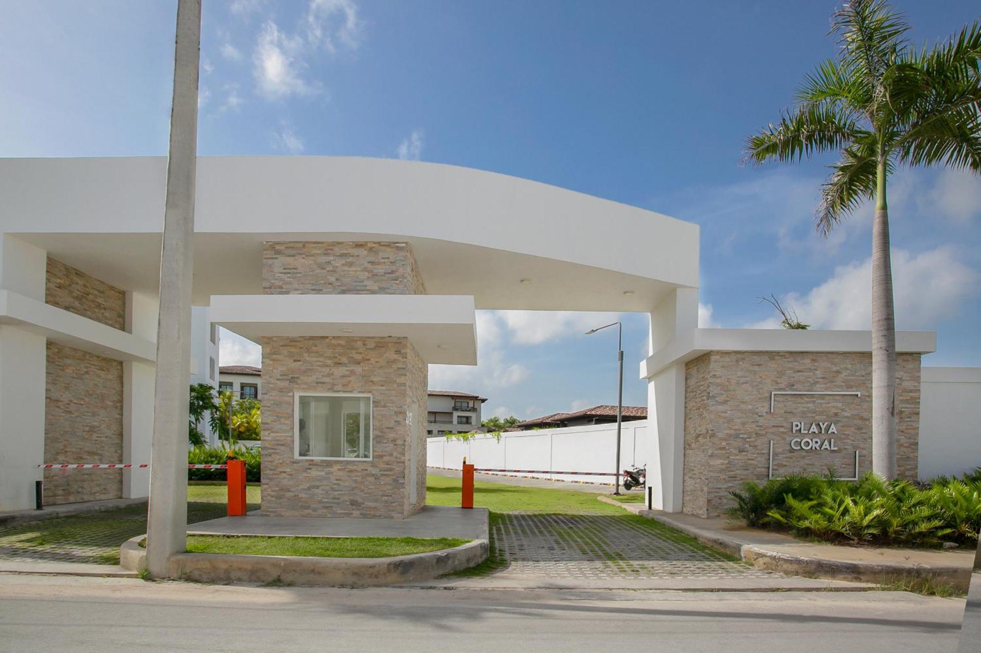 Destination Jelly / Playa Coral Condo ปุนตากานา ภายนอก รูปภาพ